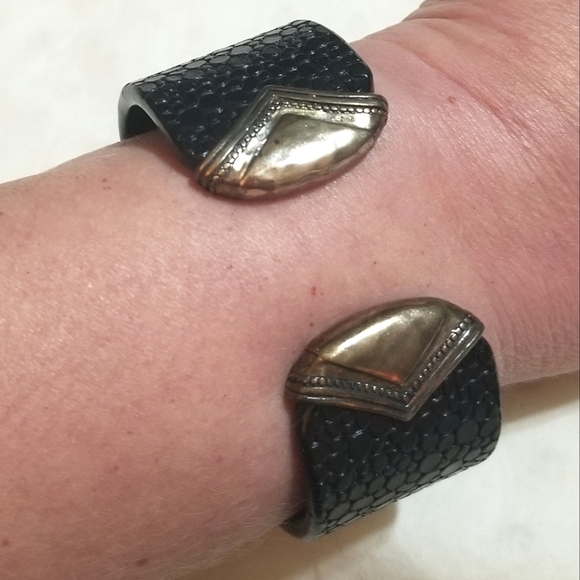 RETIRED SILPADA Stingray Leather Sterling Cuff Bangle Bracelet - Picture 7 of 7